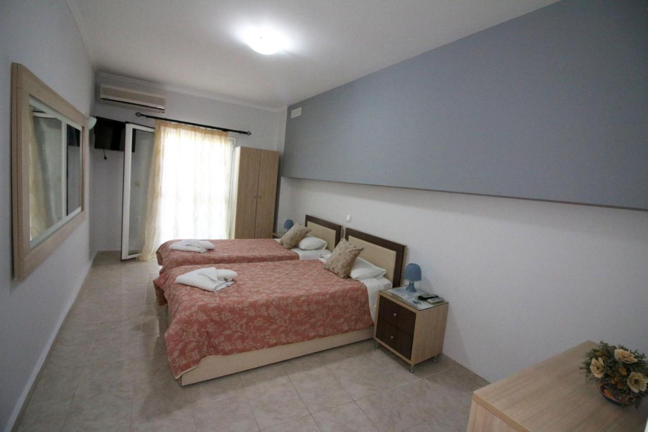 Santa Barbara Lakis Apartments Perivólion Exteriér fotografie