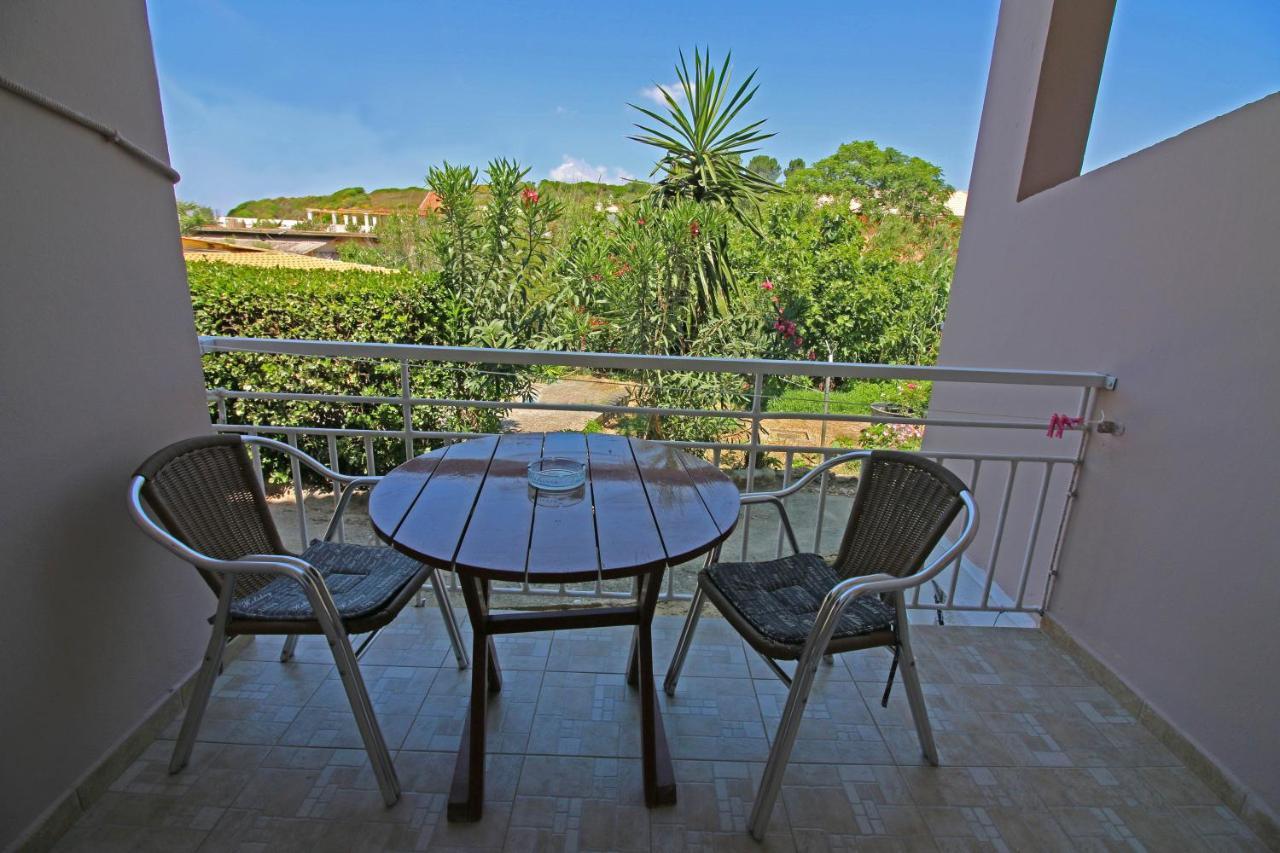 Santa Barbara Lakis Apartments Perivólion Exteriér fotografie